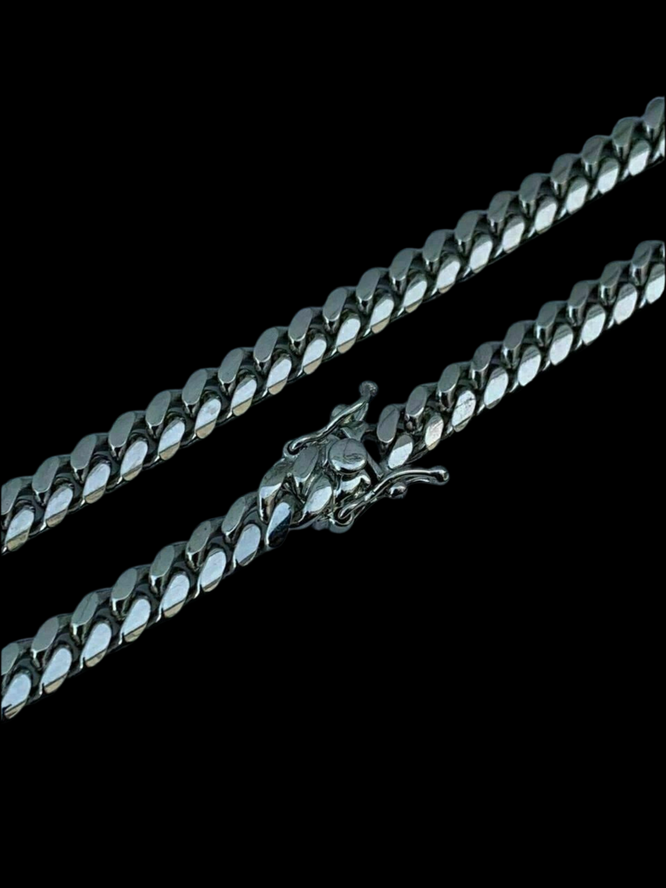 Luxe Link Nameplate